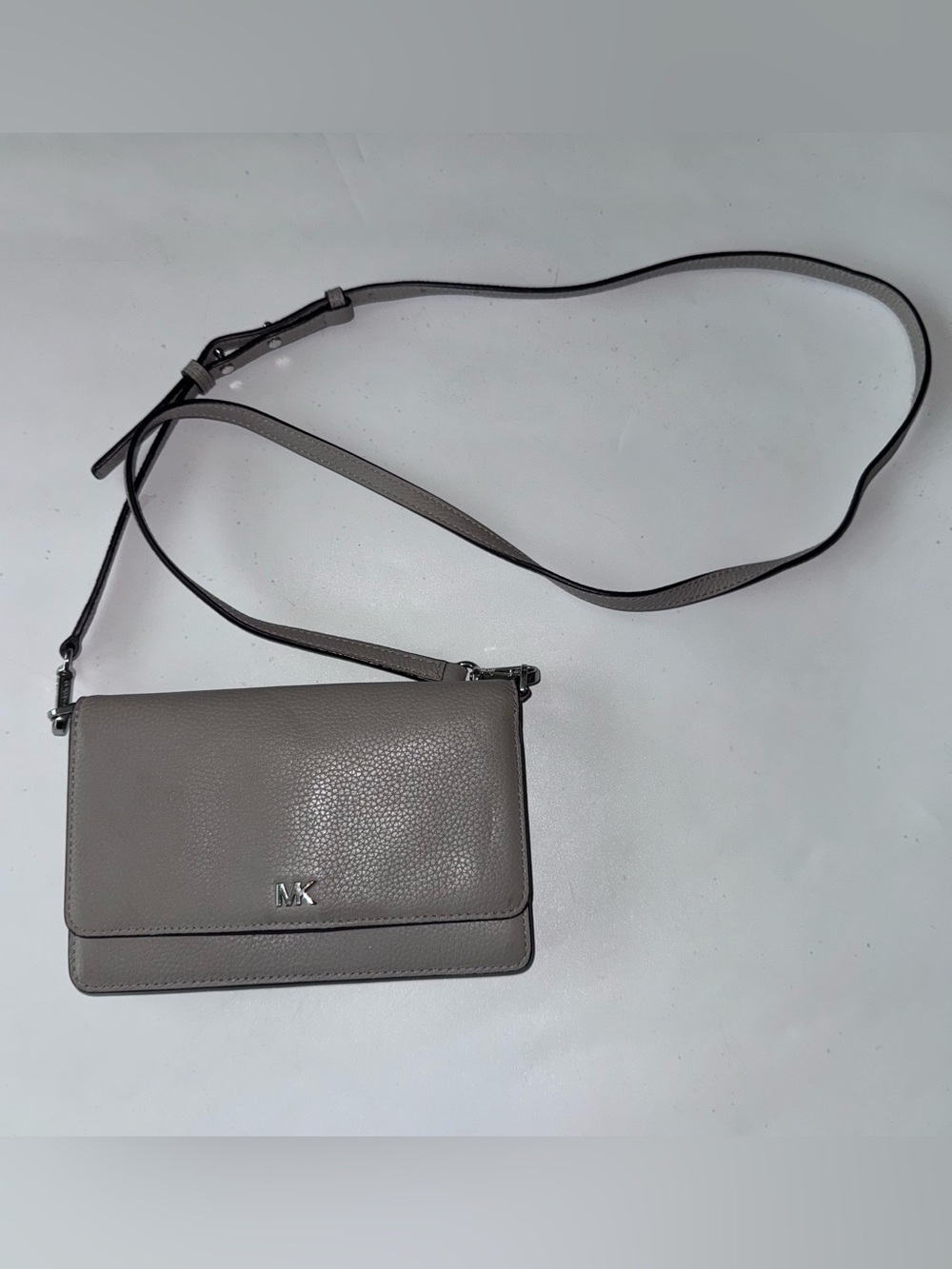 Michael Kors Gray Leather Wristlet Crossbody Wallet Holder